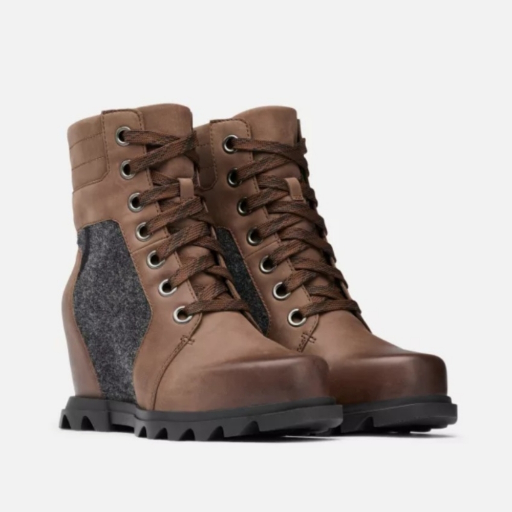 Sorel Joan of Arc boot Size 8.5
